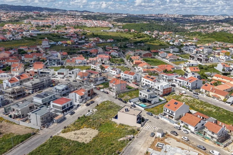 Moradia T4 para Venda em São Domingos de Rana Foto 44