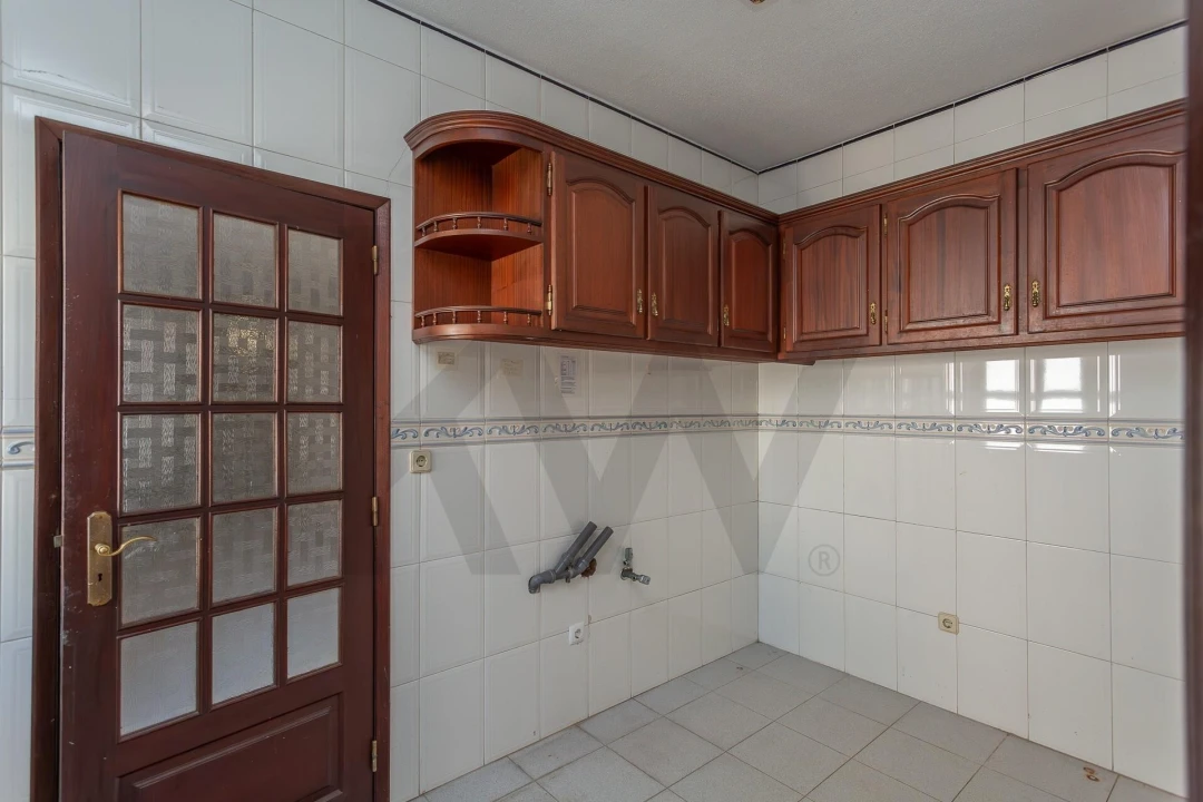 Moradia T5 para Venda em Almeirim Foto 12