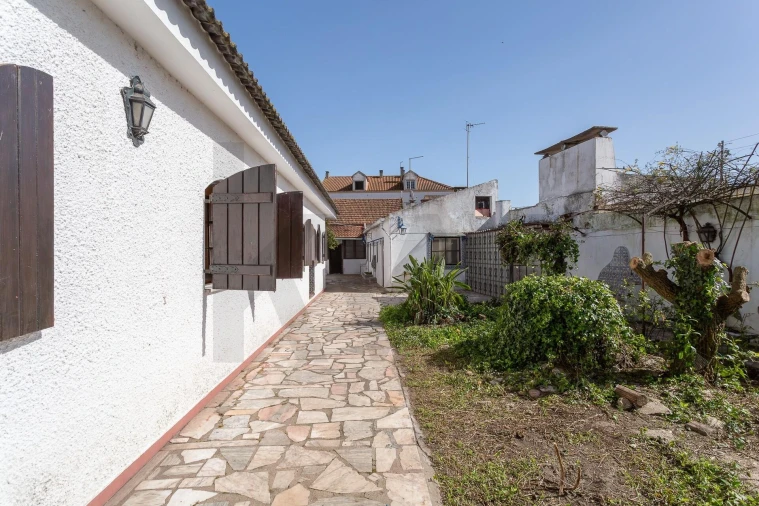 Moradia T5 para Venda em Almeirim Foto 73