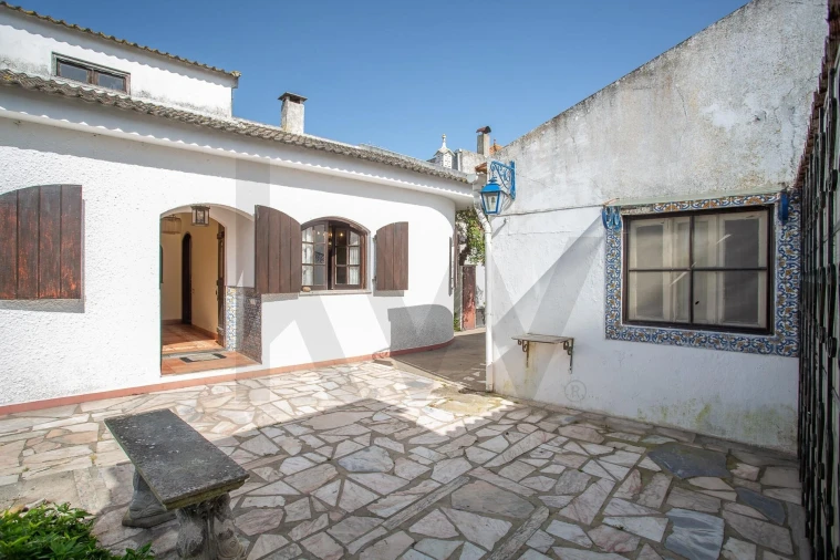 Moradia T5 para Venda em Almeirim Foto 5