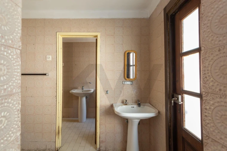 Moradia T5 para Venda em Almeirim Foto 34