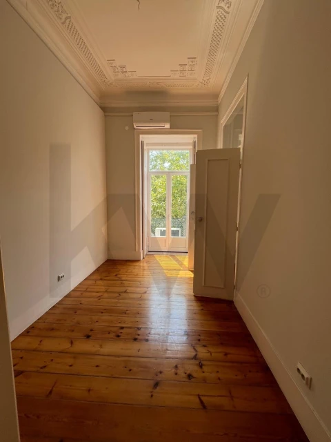 Escritório para Arrendamento em Santo António