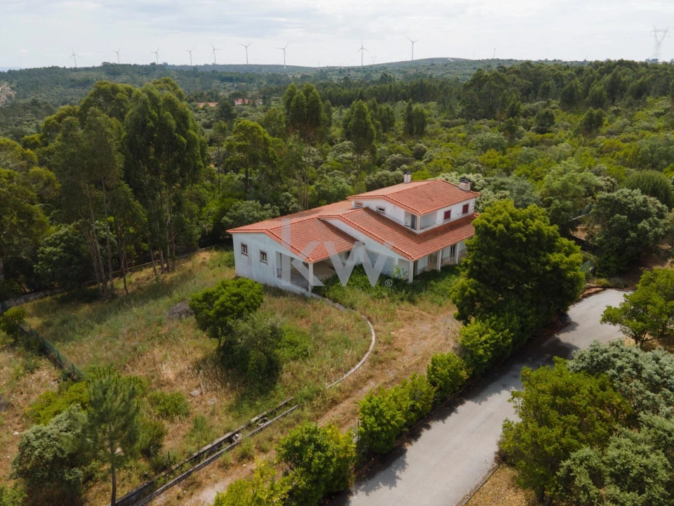 Moradia T5 para Venda em Fatima Foto 26