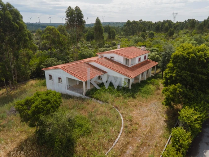 Moradia T5 para Venda em Fatima Foto 23