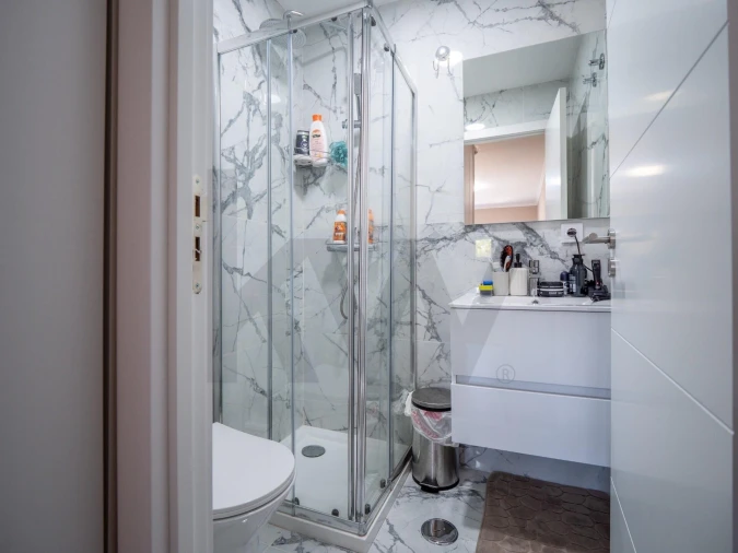 Apartamento T2 para Venda em Camarate, Unhos e Apelação Foto 14