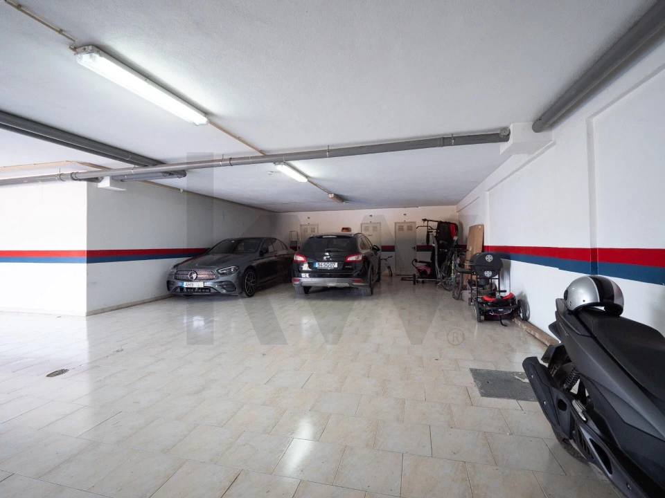 Apartamento T2 para Venda em Camarate, Unhos e Apelação Foto 22