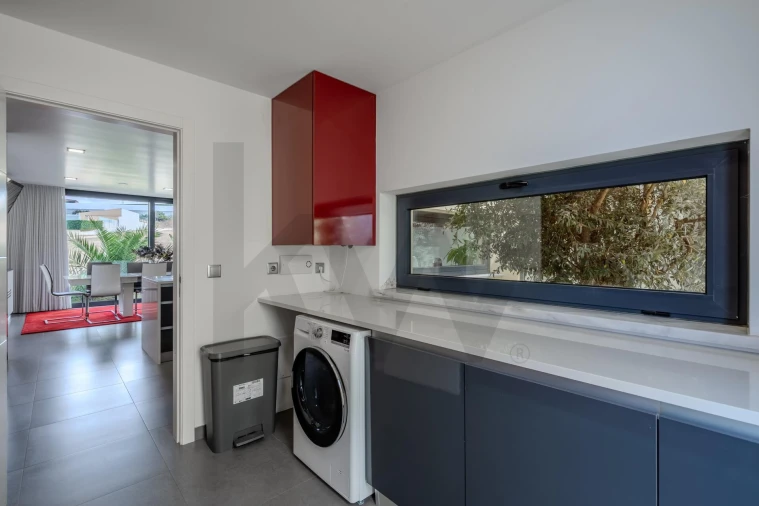 Moradia T4 para Venda em Santa Maria, São Pedro e Matacães Foto 16