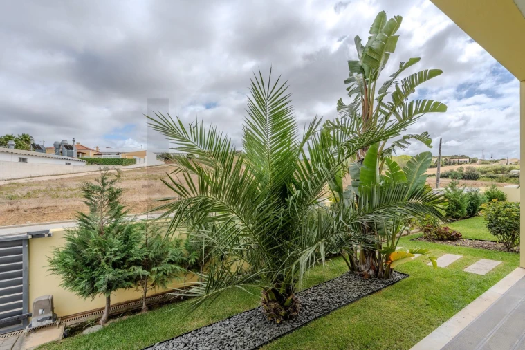 Moradia T4 para Venda em Santa Maria, São Pedro e Matacães Foto 55