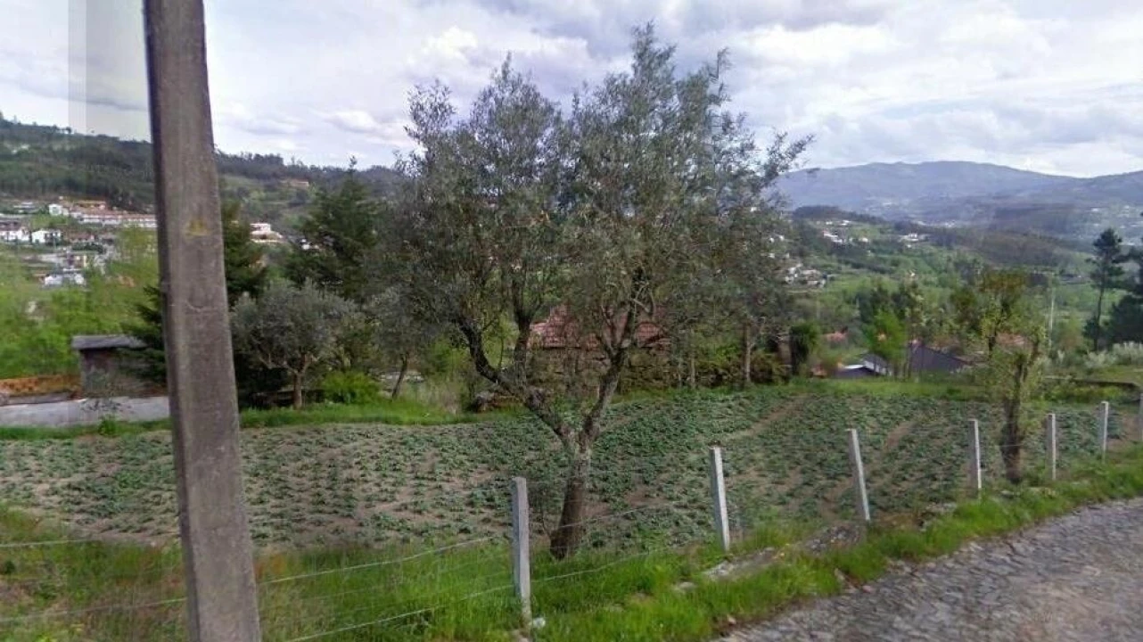 Moradia T4 para Venda em Penhalonga e Paços de Gaiolo Foto 3