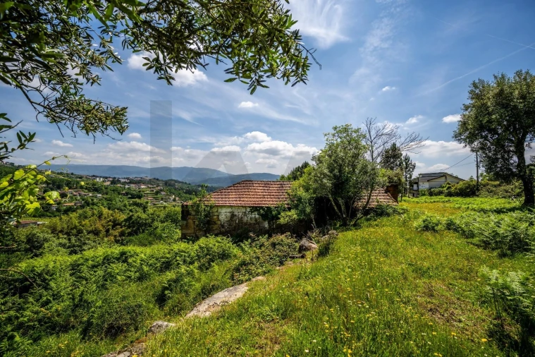 Moradia T4 para Venda em Penhalonga e Paços de Gaiolo Foto 14