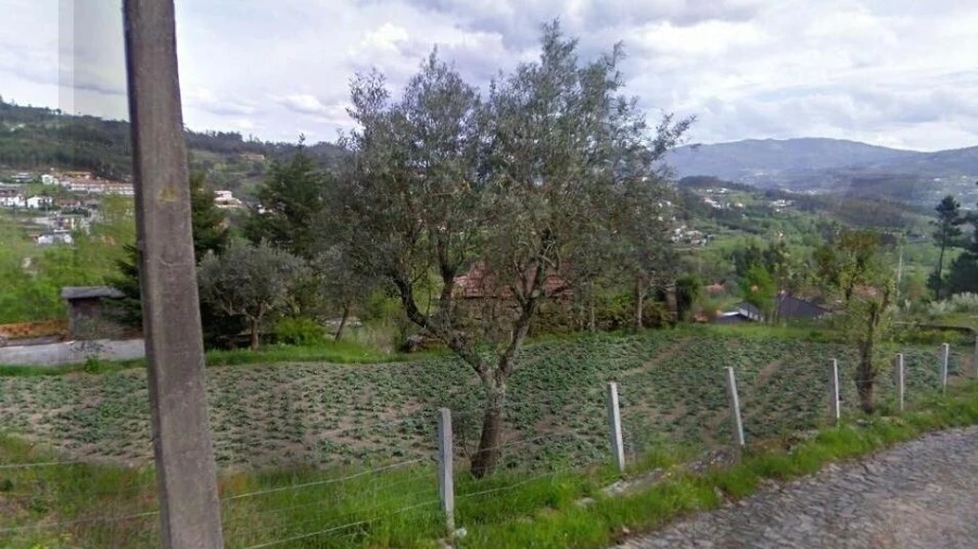 Moradia T4 para Venda em Penhalonga e Paços de Gaiolo Foto 3