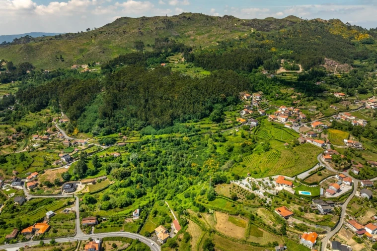 Moradia T4 para Venda em Penhalonga e Paços de Gaiolo Foto 21