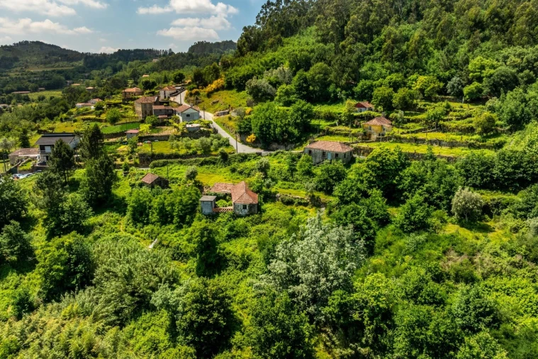 Moradia T4 para Venda em Penhalonga e Paços de Gaiolo Foto 22