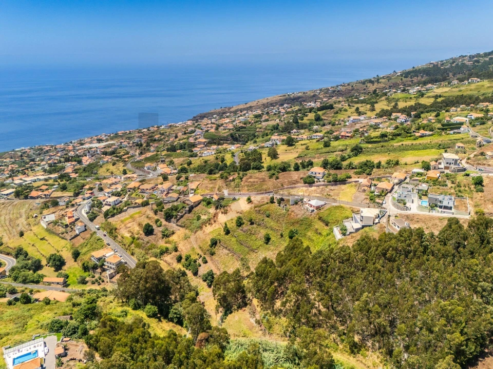 Moradia T1 para Venda em Estreito da Calheta Foto 6