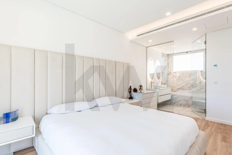 Moradia T3 para Venda em Caniço Foto 26