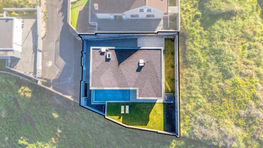 Moradia T3 para Venda em Caniço Foto 56