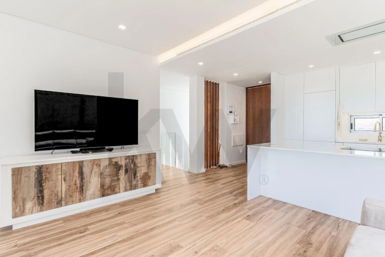 Moradia T3 para Venda em Caniço Foto 22