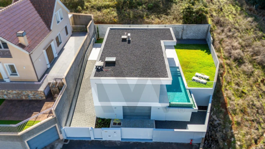 Moradia T3 para Venda em Caniço Foto 62