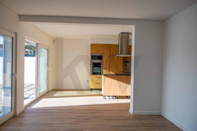 Moradia T3 para Venda em Faro do Alentejo Foto 8