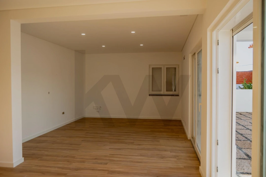 Moradia T3 para Venda em Faro do Alentejo Foto 13