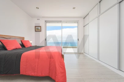 Moradia T5 para Venda em Arco da Calheta