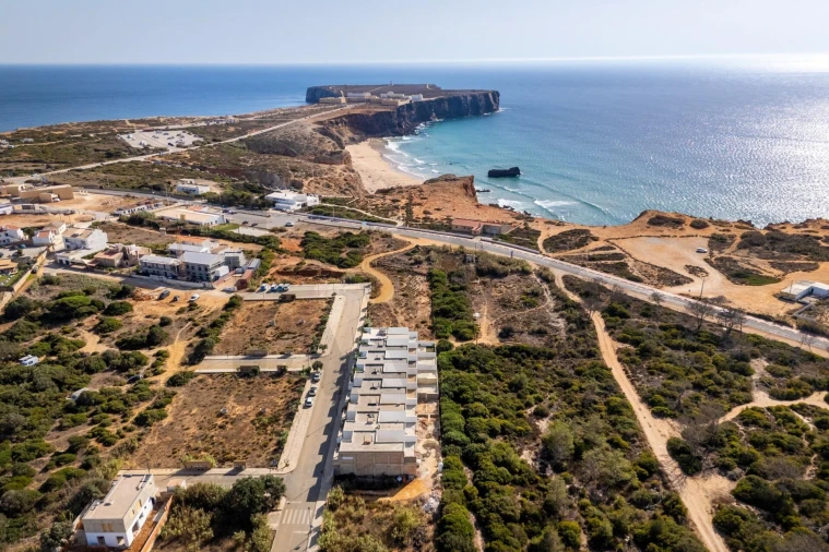 Moradia T3 para Venda em Vila de Sagres Foto 3