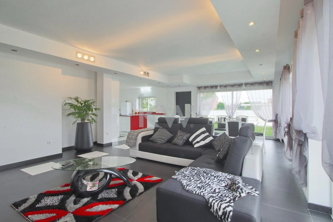 Moradia T3 para Venda em Oliveirinha Foto 10