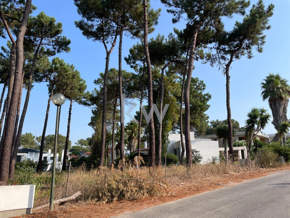 Terreno para Venda em Charneca de Caparica e Sobreda Foto 4