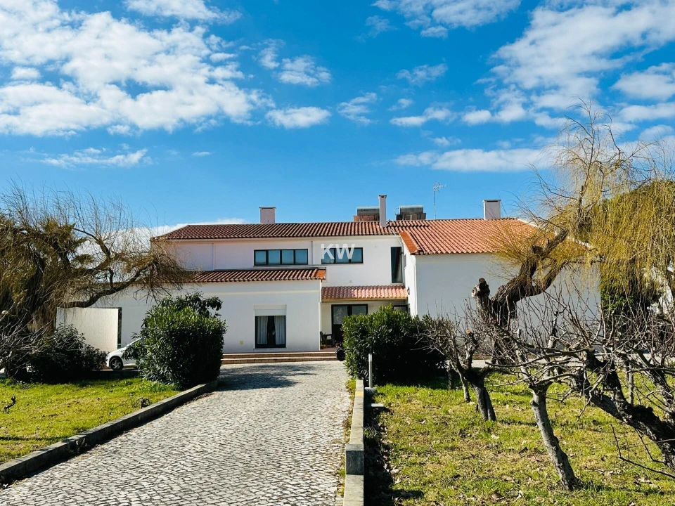 Moradia T17 para Venda em Abrigada e Cabanas de Torres Foto 3