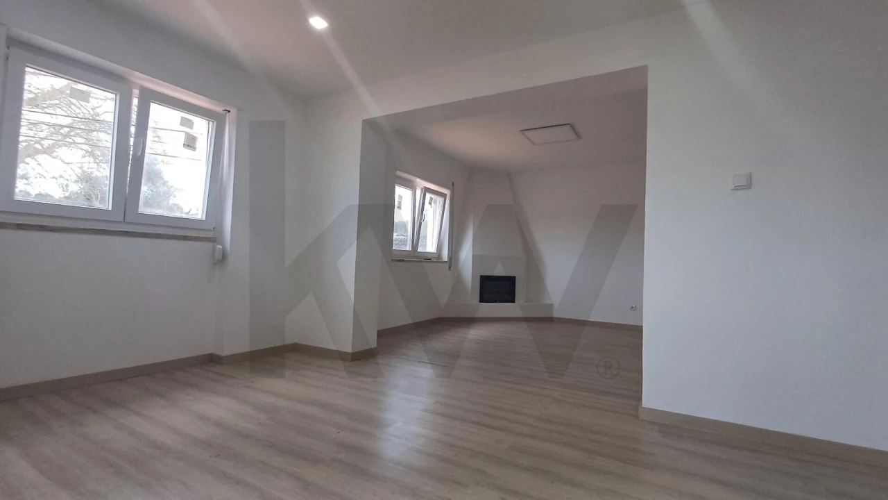 Moradia T3 para Venda em Nossa Senhora do Pópulo, Coto e São Gregório Foto 2