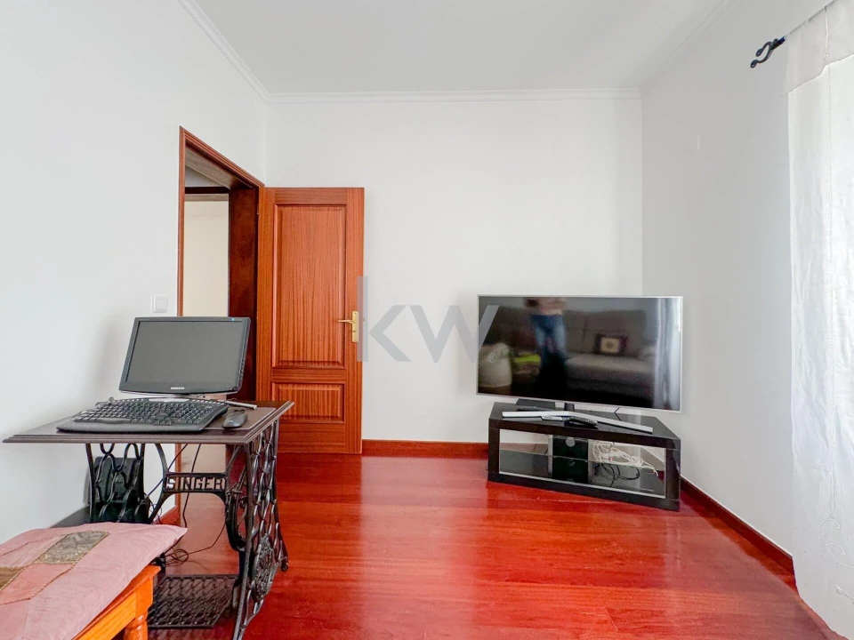 Moradia T3 para Venda em Camara de Lobos Foto 35