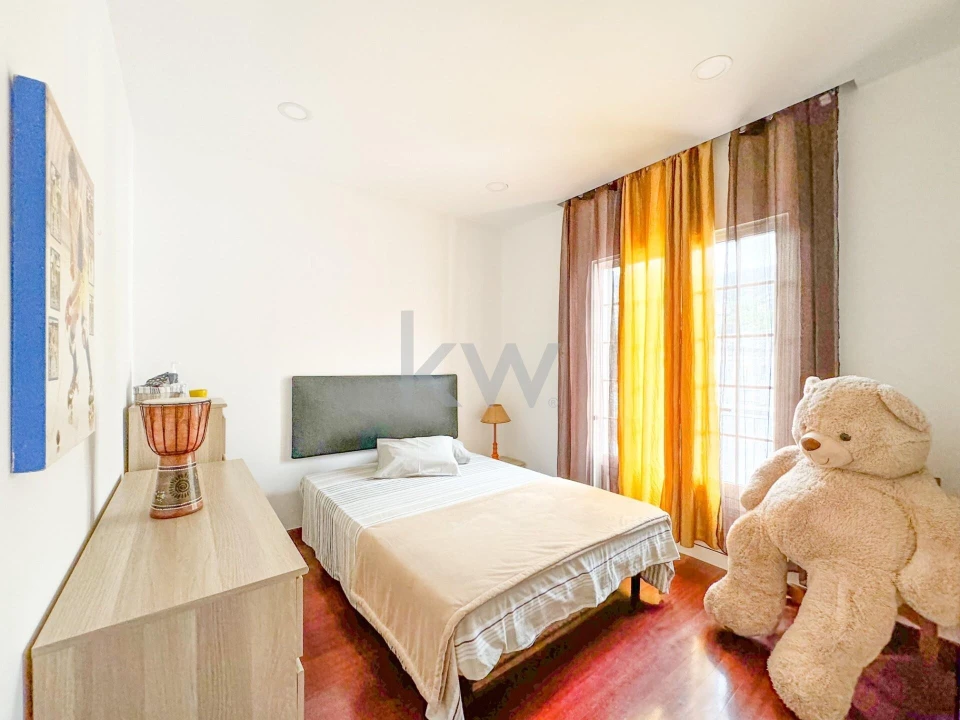 Moradia T3 para Venda em Camara de Lobos Foto 25