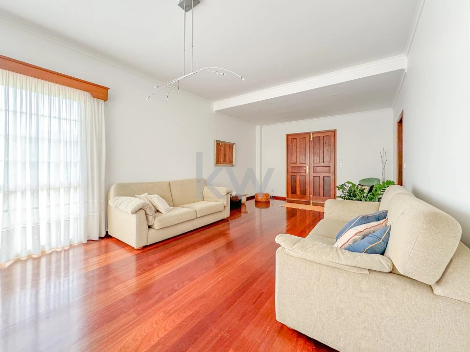 Moradia T3 para Venda em Camara de Lobos Foto 33