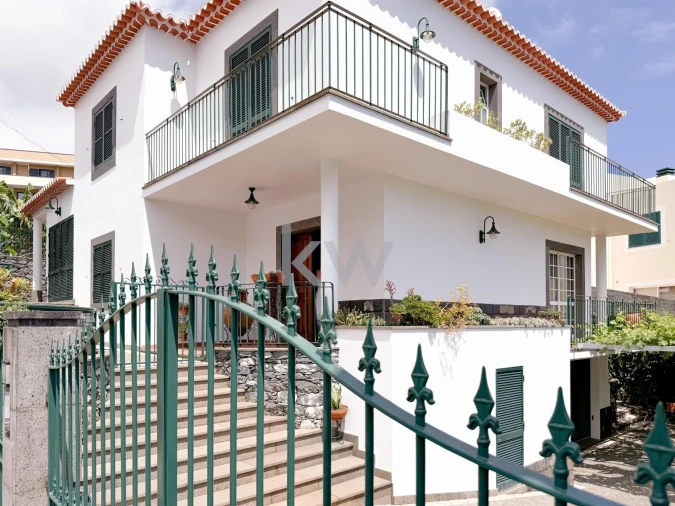 Moradia T3 para Venda em Camara de Lobos