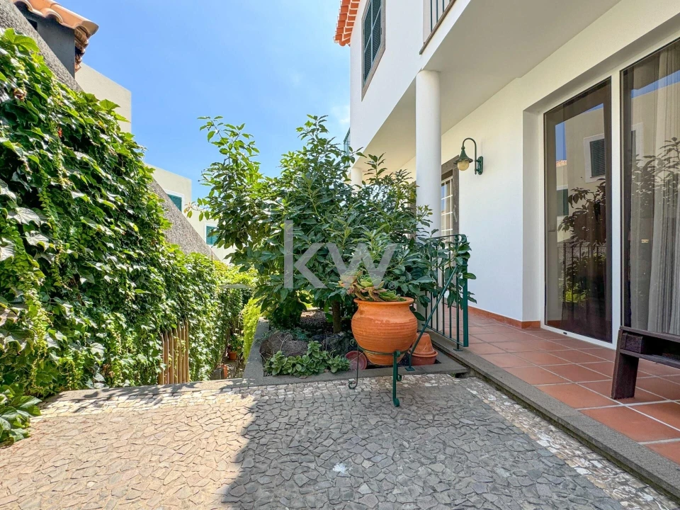 Moradia T3 para Venda em Camara de Lobos Foto 13