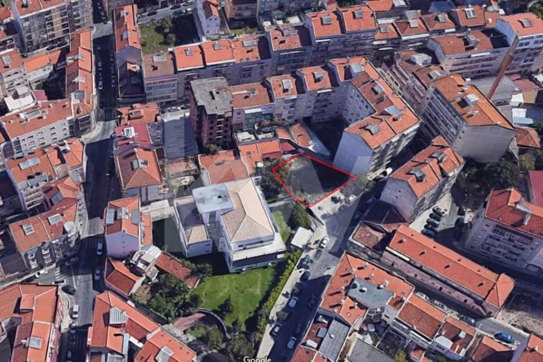 Terreno para Venda em Encosta do Sol Foto 5