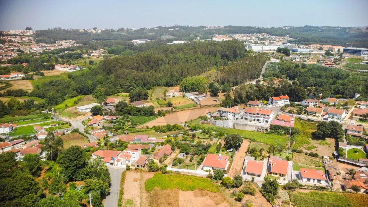 Terreno para Venda em São João de Ver Foto 3