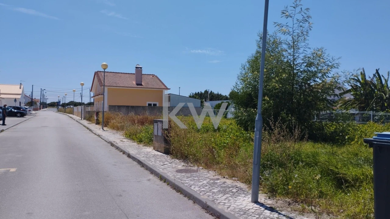 Terreno para Venda em Pegões Foto 3