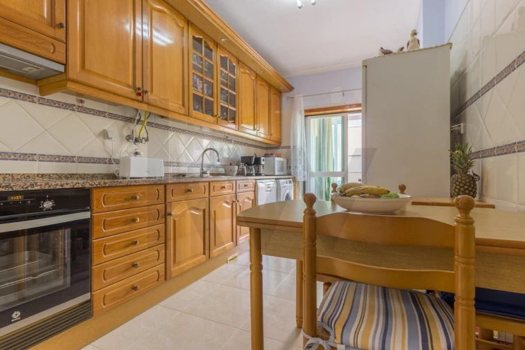 Apartamento T2 para Venda em Caparica e Trafaria Foto 7