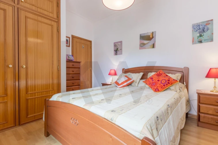 Apartamento T2 para Venda em Caparica e Trafaria Foto 12