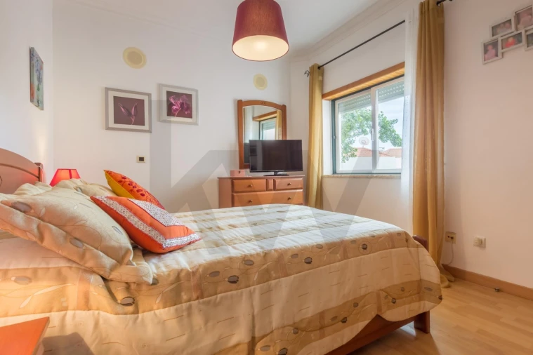 Apartamento T2 para Venda em Caparica e Trafaria Foto 11