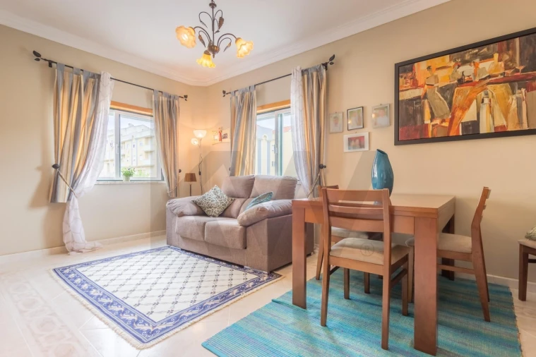 Apartamento T2 para Venda em Caparica e Trafaria Foto 4