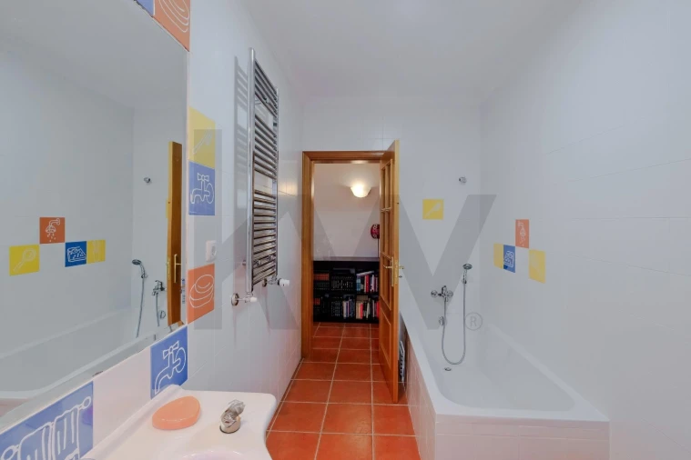 Moradia T3 para Venda em Azueira e Sobral da Abelheira Foto 38