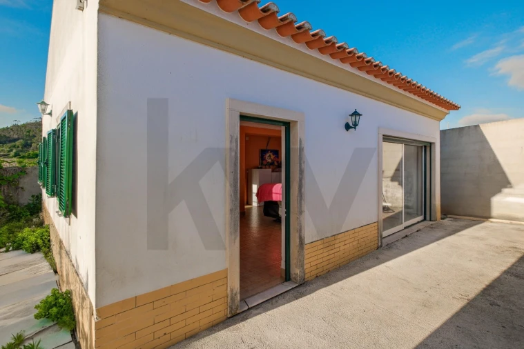 Moradia T3 para Venda em Azueira e Sobral da Abelheira Foto 40