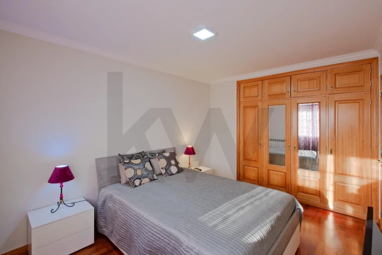 Moradia T3 para Venda em Azueira e Sobral da Abelheira Foto 36