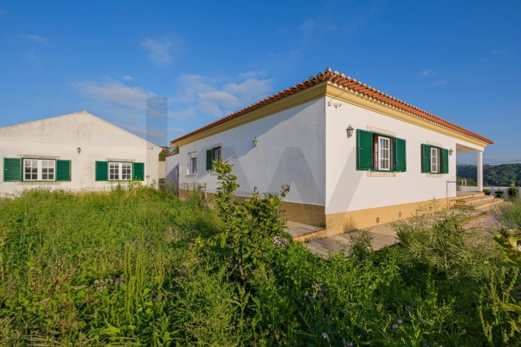 Moradia T3 para Venda em Azueira e Sobral da Abelheira Foto 7