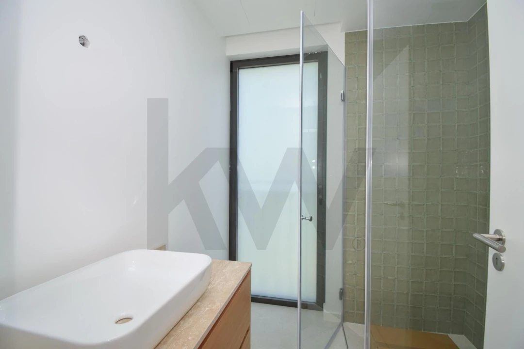 Moradia T5 para Venda em Barcarena Foto 24