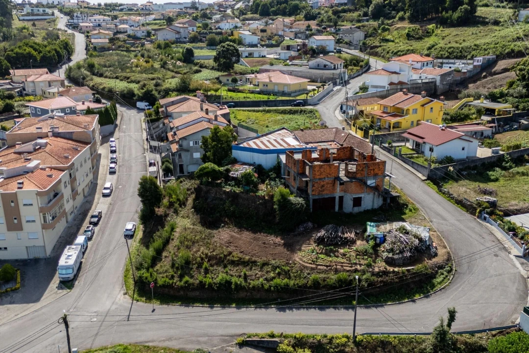 Terreno para Venda em Nogueira da Regedoura Foto 4