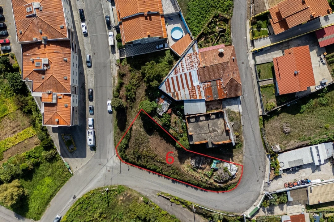 Terreno para Venda em Nogueira da Regedoura Foto 11