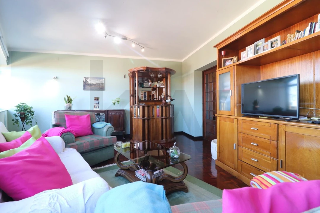 Moradia T3 para Venda em Chave Foto 8